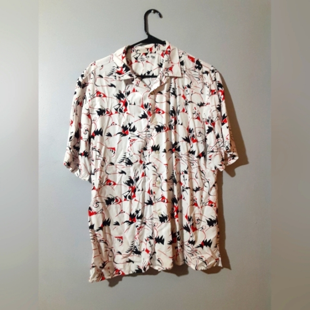 Uniqlo Red and Black Patterned Short Sleeve Shirt Button Up Men's Size M Casual